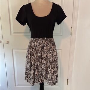 Disney Princess Dress with Pockets!